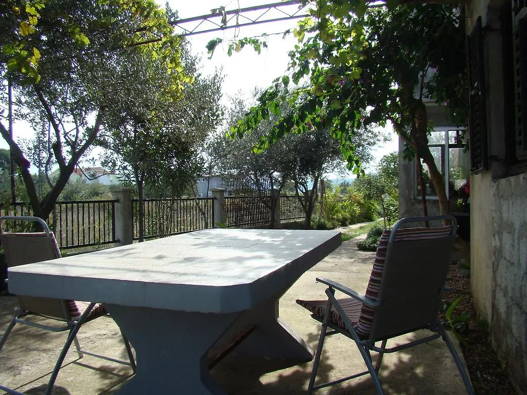 Apartments Dobric Kastela Croatia